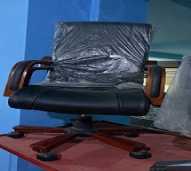 KURSI KANTOR MANAGER BAHAN KULIT SINTETIS