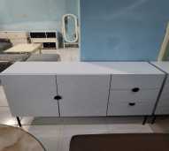 SIDE BOARD 